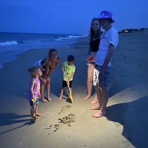 Meet your Posher, Toni